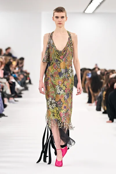 Look 39